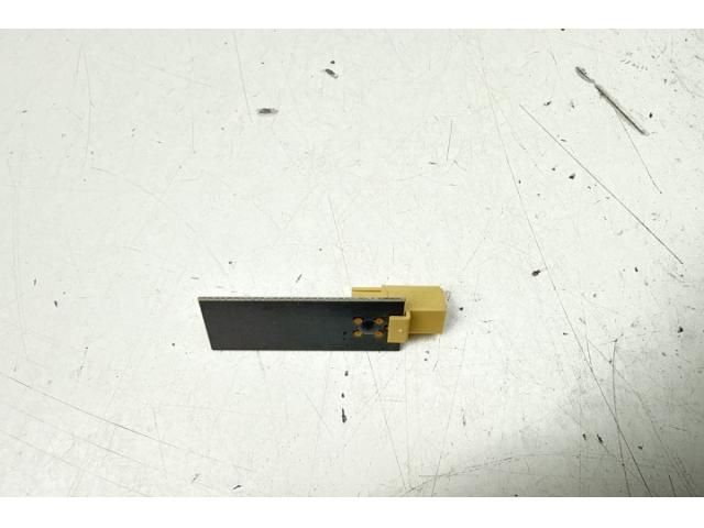 bontott AUDI A4 B8 GPS Antenna