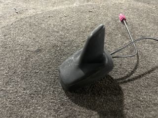 bontott AUDI A4 B8 GPS Antenna