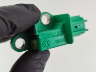 bontott AUDI A4 B8 Gyorsulás Jeladó