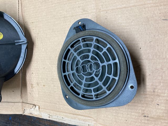 bontott AUDI A4 B8 Hangszóró (Pozíciófüggetlen)