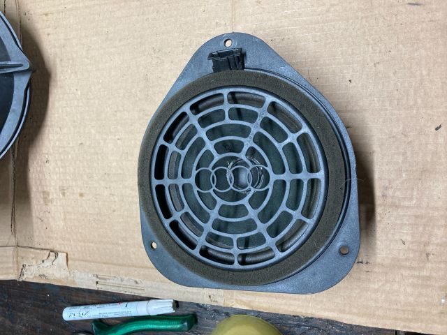 bontott AUDI A4 B8 Hangszóró (Pozíciófüggetlen)