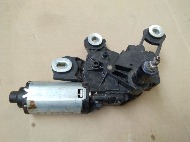 bontott AUDI A4 B8 Hátsó Ablaktörlő Motor