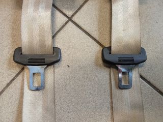 bontott AUDI A4 B8 Hátsó Biztonsági Öv Szett