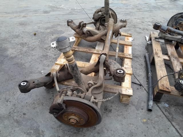 bontott AUDI A4 B8 Hátsó Bölcső