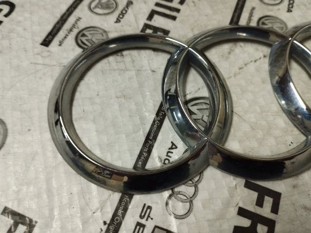 bontott AUDI A4 B8 Hátsó Embléma