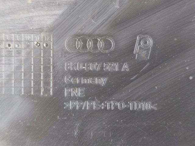 bontott AUDI A4 B8 Hátsó Lökhárító Légterelő