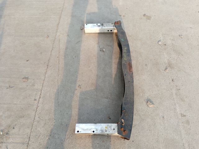 bontott AUDI A4 B8 Hátsó Lökhárító Merevítő (Fém)