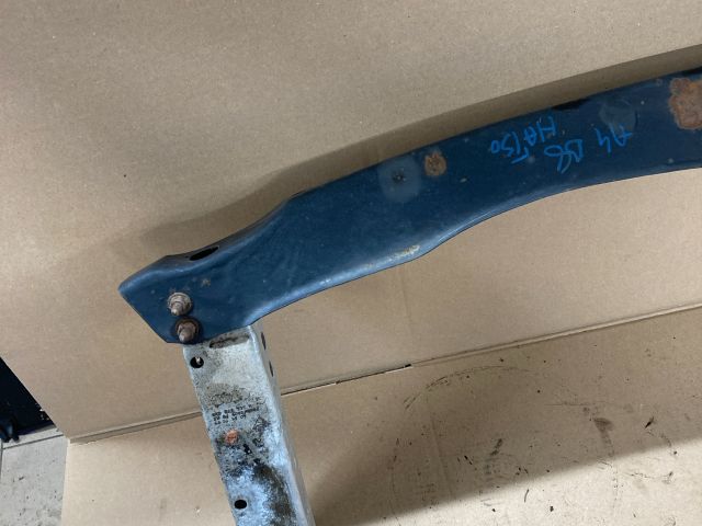 bontott AUDI A4 B8 Hátsó Lökhárító Merevítő (Fém)