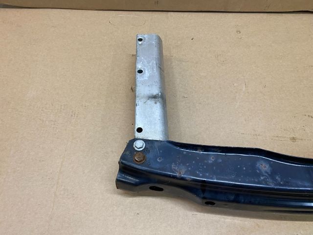 bontott AUDI A4 B8 Hátsó Lökhárító Merevítő (Fém)