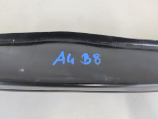 bontott AUDI A4 B8 Hátsó Lökhárító Merevítő (Fém)