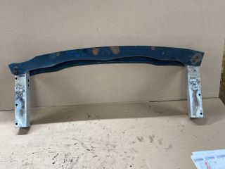 bontott AUDI A4 B8 Hátsó Lökhárító Merevítő (Fém)