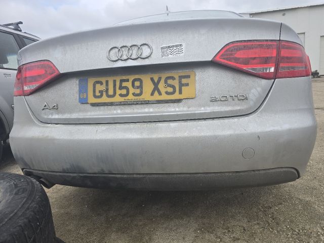 bontott AUDI A4 B8 Hátsó Lökhárító (Üresen)