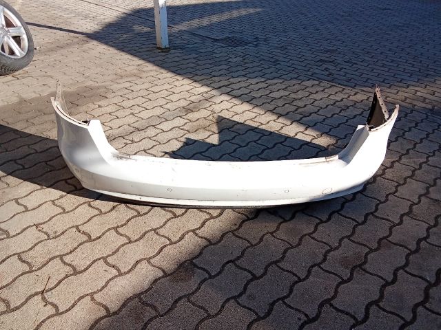 bontott AUDI A4 B8 Hátsó Lökhárító (Üresen)