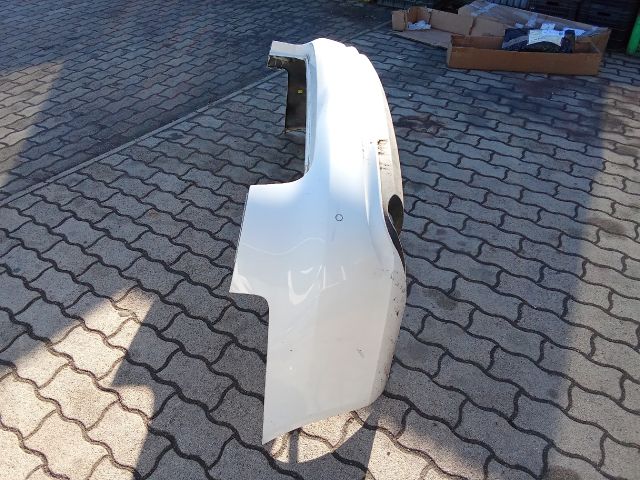 bontott AUDI A4 B8 Hátsó Lökhárító (Üresen)