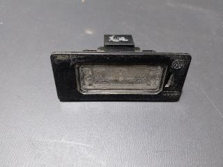 bontott AUDI A4 B8 Hátsó Rendszámtábla Világítás