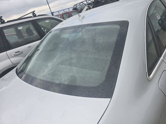 bontott AUDI A4 B8 Hátsó Szélvédő