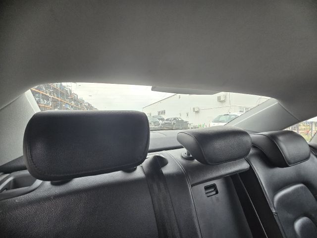 bontott AUDI A4 B8 Hátsó Szélvédő