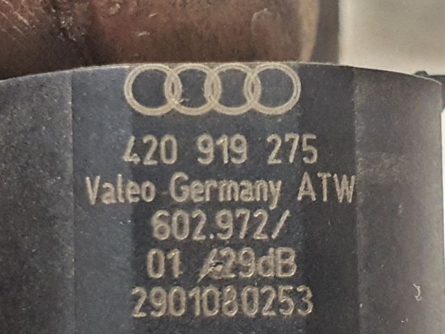 bontott AUDI A4 B8 Hátsó Tolatóradar Fej