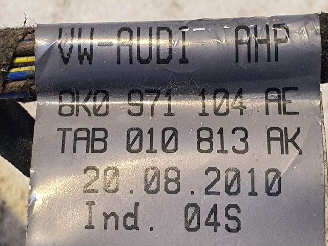 bontott AUDI A4 B8 Hátsó Tolatóradar Kábelköteg