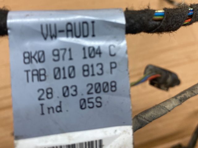 bontott AUDI A4 B8 Hátsó Tolatóradar Kábelköteg