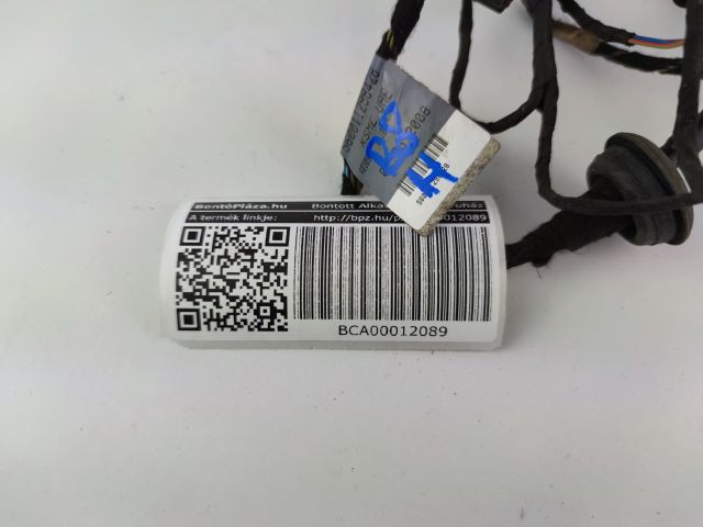 bontott AUDI A4 B8 Hátsó Tolatóradar Kábelköteg