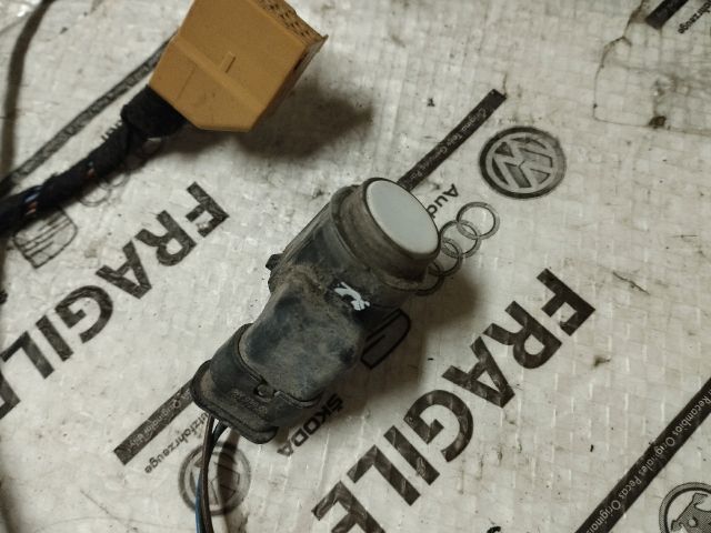 bontott AUDI A4 B8 Hátsó Tolatóradar Kábelköteg