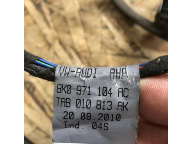 bontott AUDI A4 B8 Hátsó Tolatóradar Szett