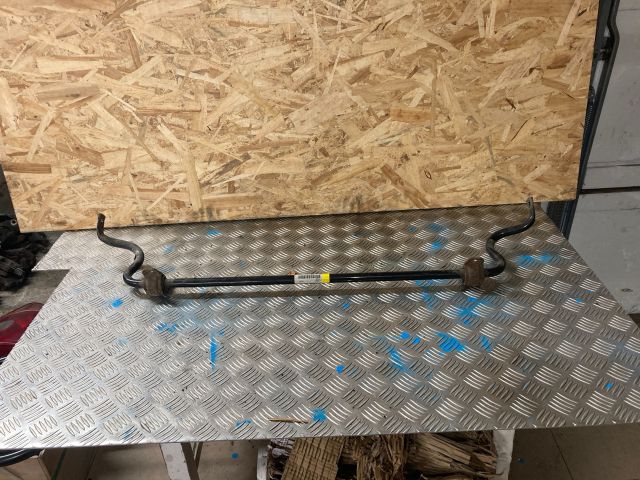 bontott AUDI A4 B8 Hátsó Vízszintes Stabilizátor Rúd