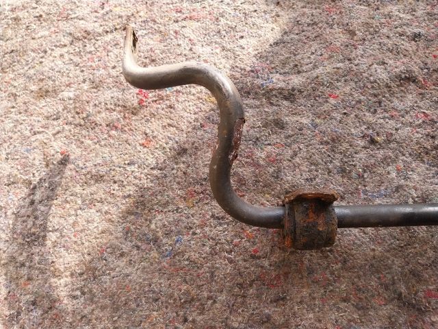 bontott AUDI A4 B8 Hátsó Vízszintes Stabilizátor Rúd