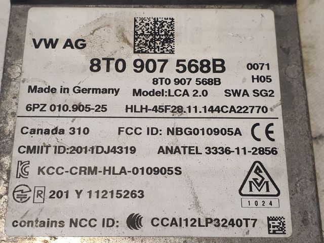 bontott AUDI A4 B8 Holttérérzékelő