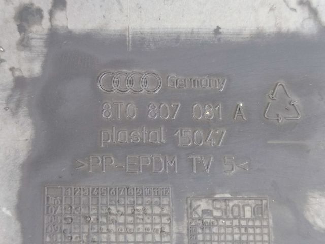 bontott AUDI A4 B8 Homlokfal Burkolat