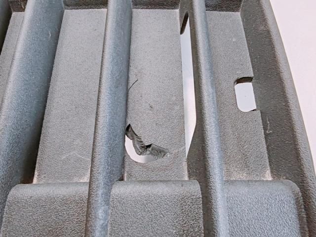 bontott AUDI A4 B8 Hűtőrács