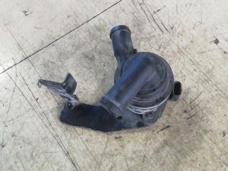 bontott AUDI A4 B8 Inverter Vízpumpa