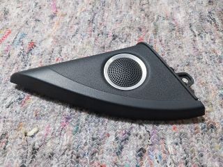 bontott AUDI A4 B8 Jobb A Oszlop Hangszóró Burkolat