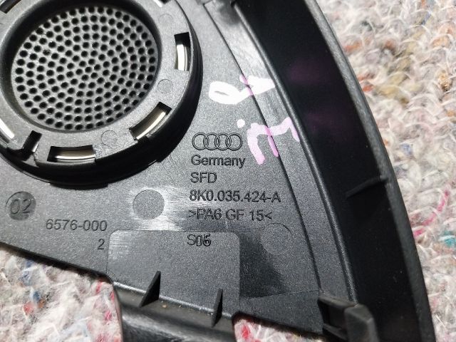 bontott AUDI A4 B8 Jobb A Oszlop Hangszóró Burkolat