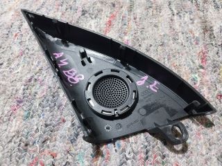 bontott AUDI A4 B8 Jobb A Oszlop Hangszóró Burkolat