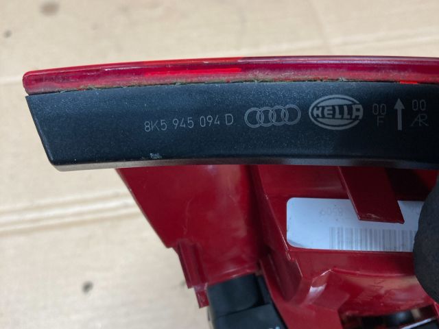 bontott AUDI A4 B8 Jobb Belső Hátsó Lámpa