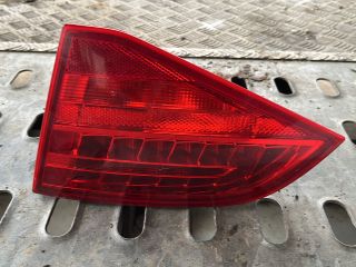 bontott AUDI A4 B8 Jobb Belső Hátsó Lámpa