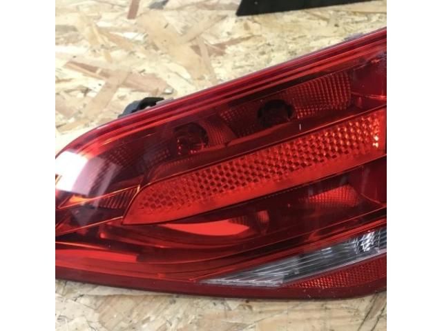 bontott AUDI A4 B8 Jobb Belső Hátsó Lámpa