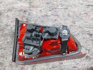 bontott AUDI A4 B8 Jobb Belső Hátsó Lámpa