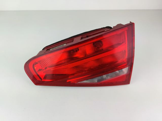 bontott AUDI A4 B8 Jobb Belső Hátsó Lámpa