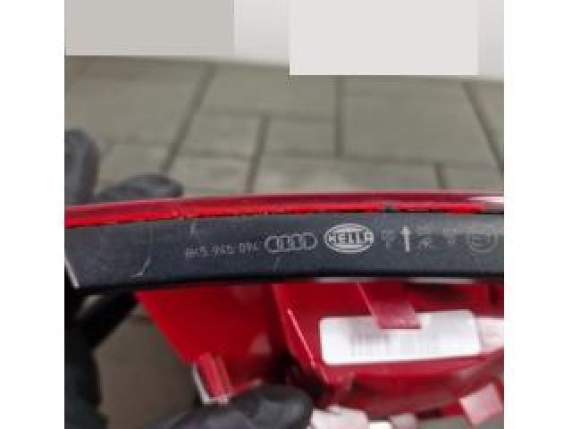 bontott AUDI A4 B8 Jobb Belső Hátsó Lámpa