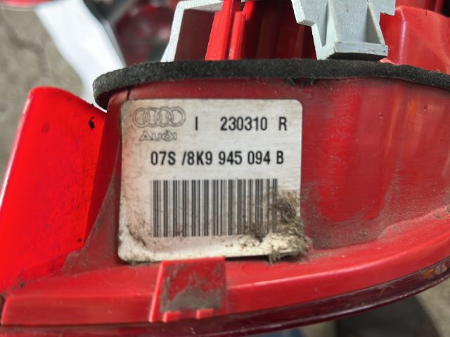 bontott AUDI A4 B8 Jobb Belső Hátsó Lámpa