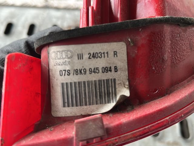 bontott AUDI A4 B8 Jobb Belső Hátsó Lámpa