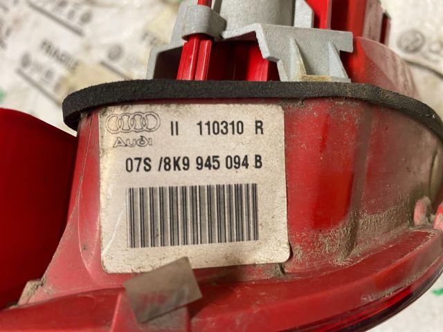 bontott AUDI A4 B8 Jobb Belső Hátsó Lámpa