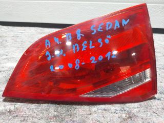 bontott AUDI A4 B8 Jobb Belső Hátsó Lámpa