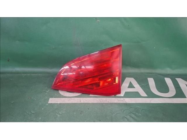 bontott AUDI A4 B8 Jobb Belső Hátsó Lámpa