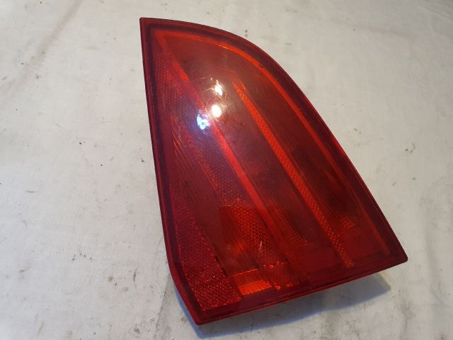 bontott AUDI A4 B8 Jobb Belső Hátsó Lámpa