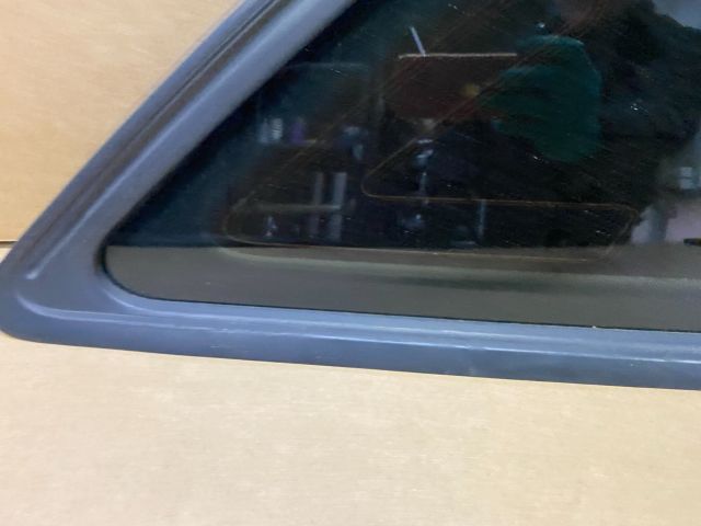 bontott AUDI A4 B8 Jobb C Oszlop Oldalablak Üveg