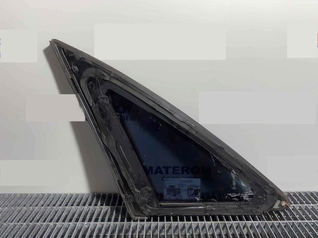 bontott AUDI A4 B8 Jobb C Oszlop